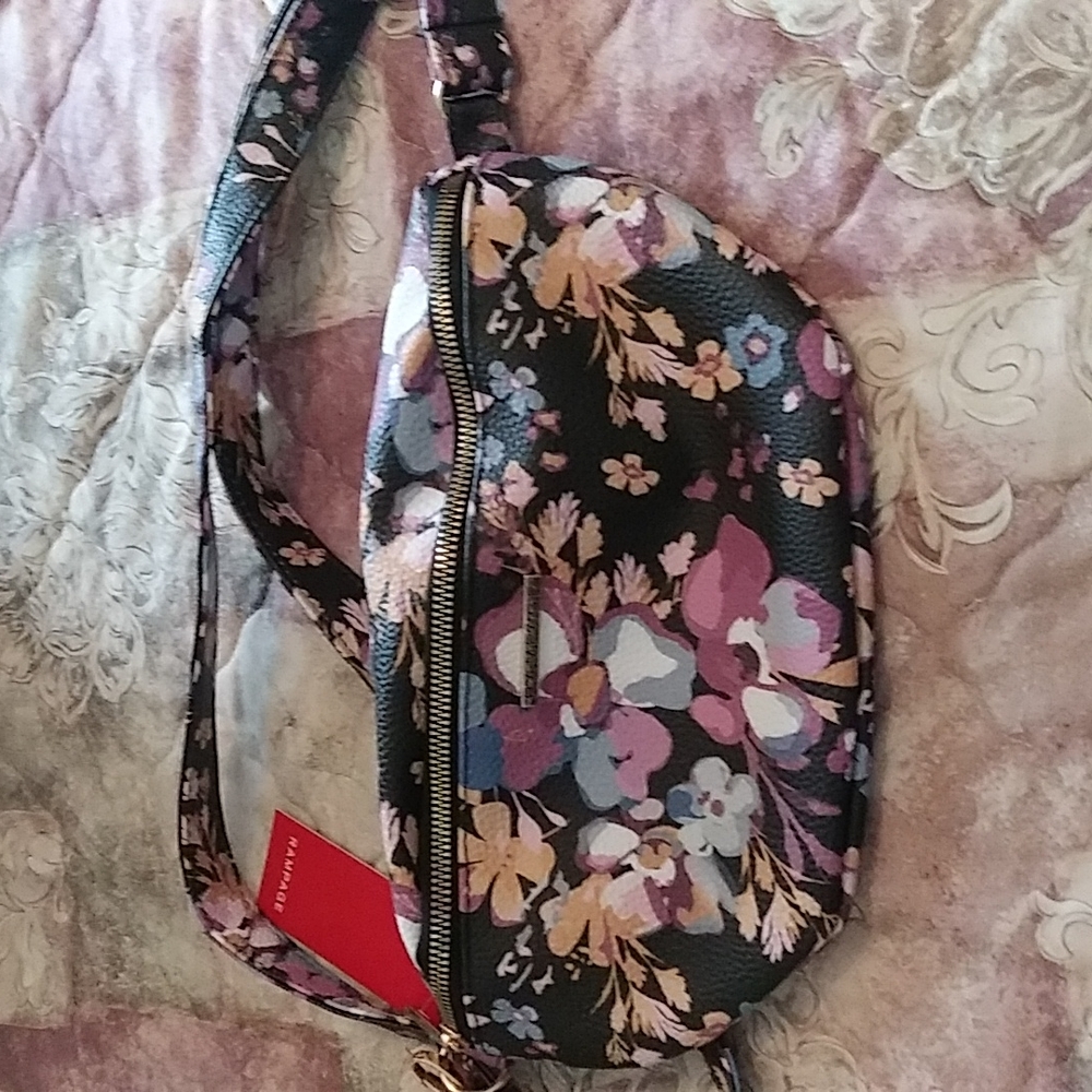 RAMPAGE CROSSBODY/FANNY BAG